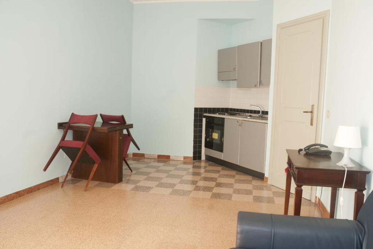 Residence Riva Gaia Terracina Zewnętrze zdjęcie