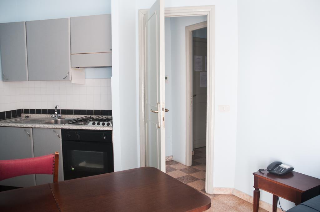 Residence Riva Gaia Terracina Pokój zdjęcie