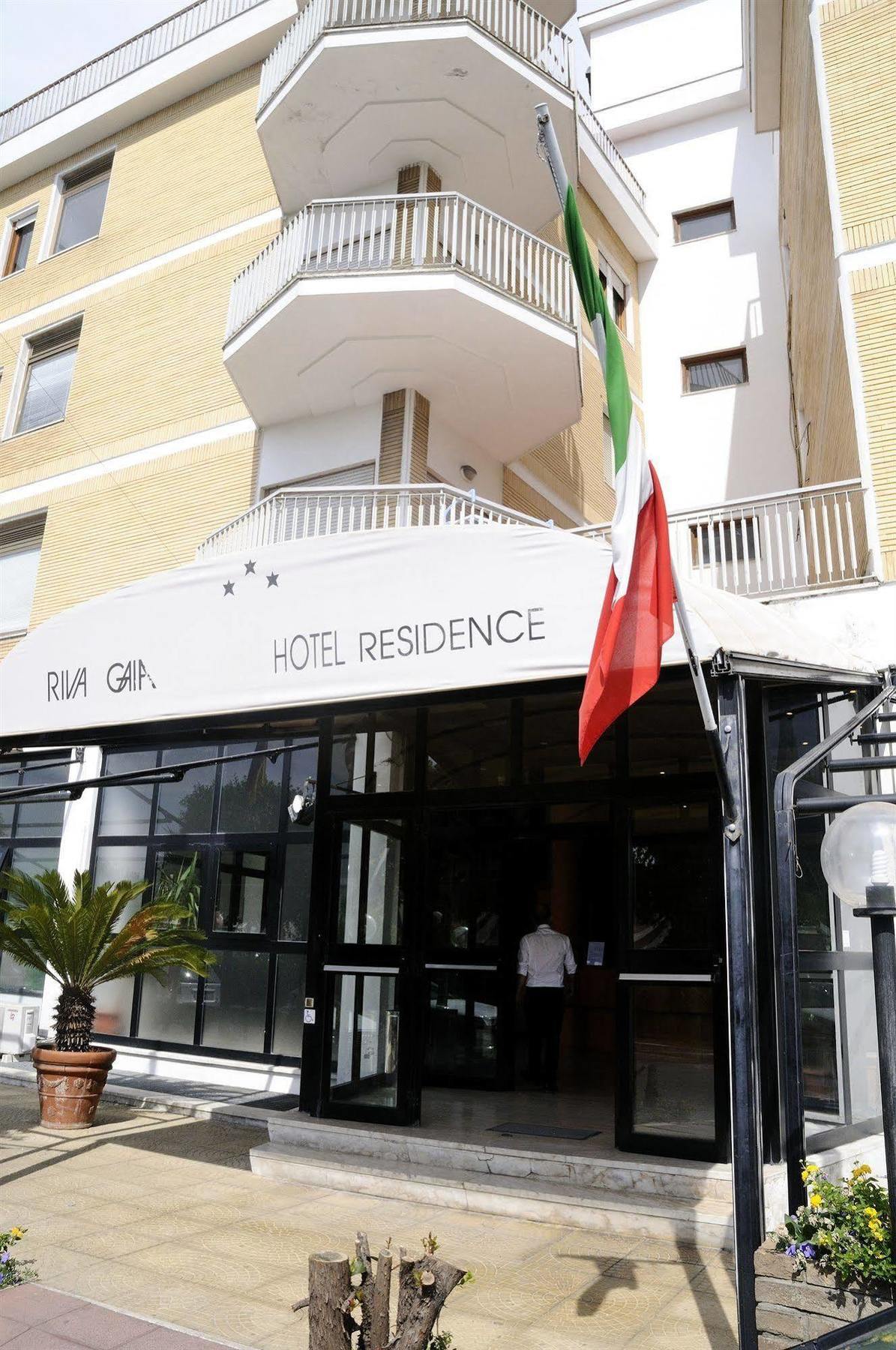 Residence Riva Gaia Terracina Zewnętrze zdjęcie