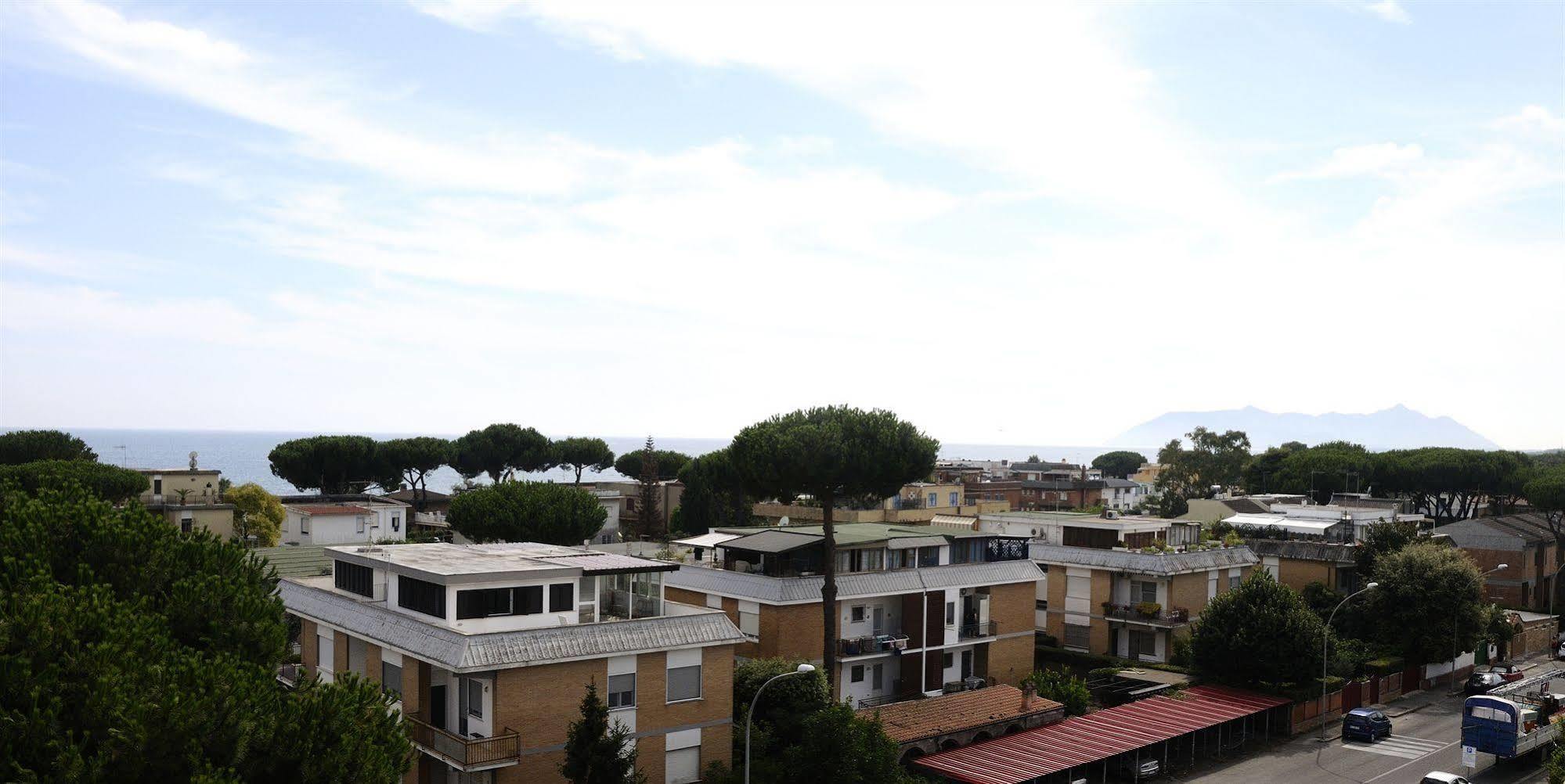 Residence Riva Gaia Terracina Zewnętrze zdjęcie